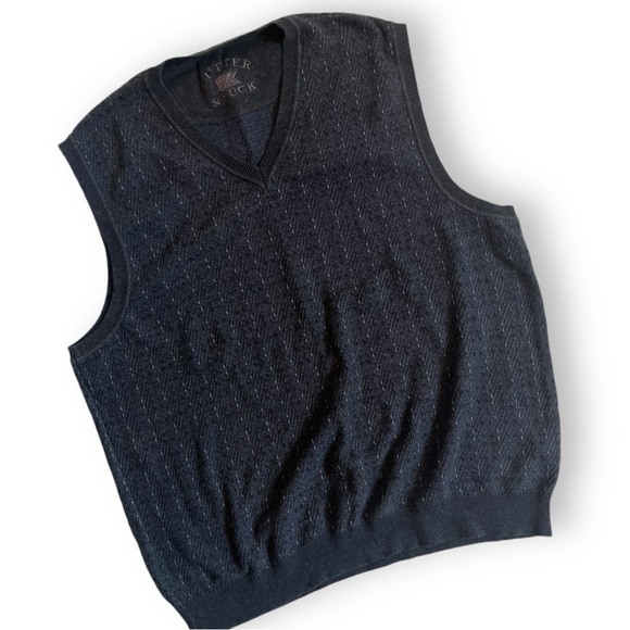 Y2K Men’s Pullover V-Neck Sweater Vest Navy Blue Cutter & Buck Sz XLT - Picture 9 of 9